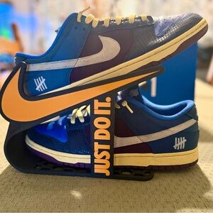 Undefeated Men’s Low-Top Sneakers in Blue/Yellow/Purple